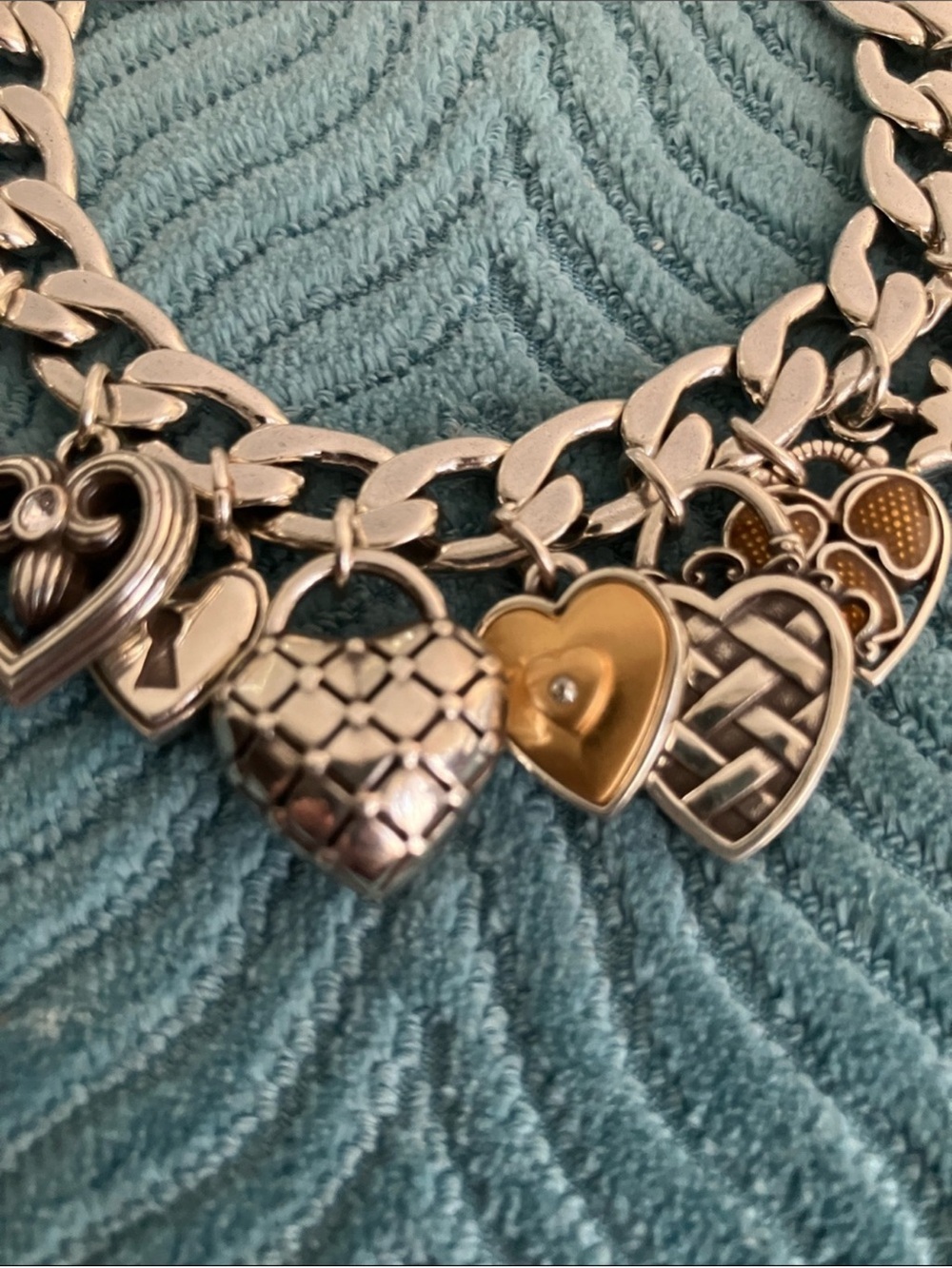 Brighton Silver and Gold Tone Heart Charm Bracelet NWT - Picture 5 of 8